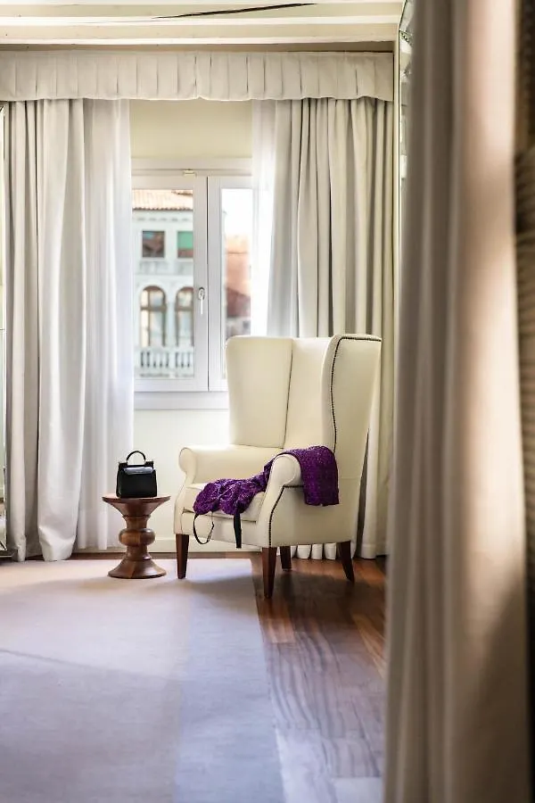 *****  Palazzina Grassi Hotel Veneza Itália