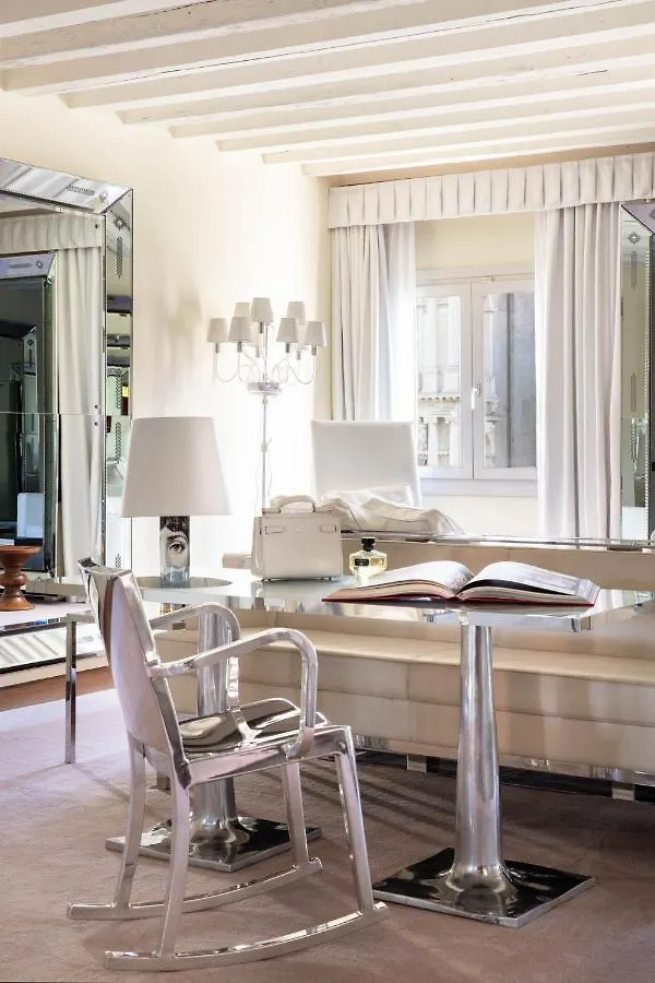 Palazzina Grassi Hotel Veneza